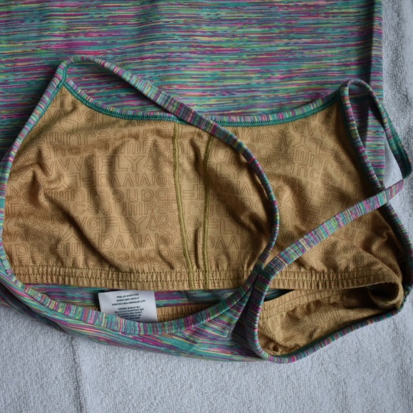 Iviva athletica (Lululemon youth) tank top - Picture 4 of 10